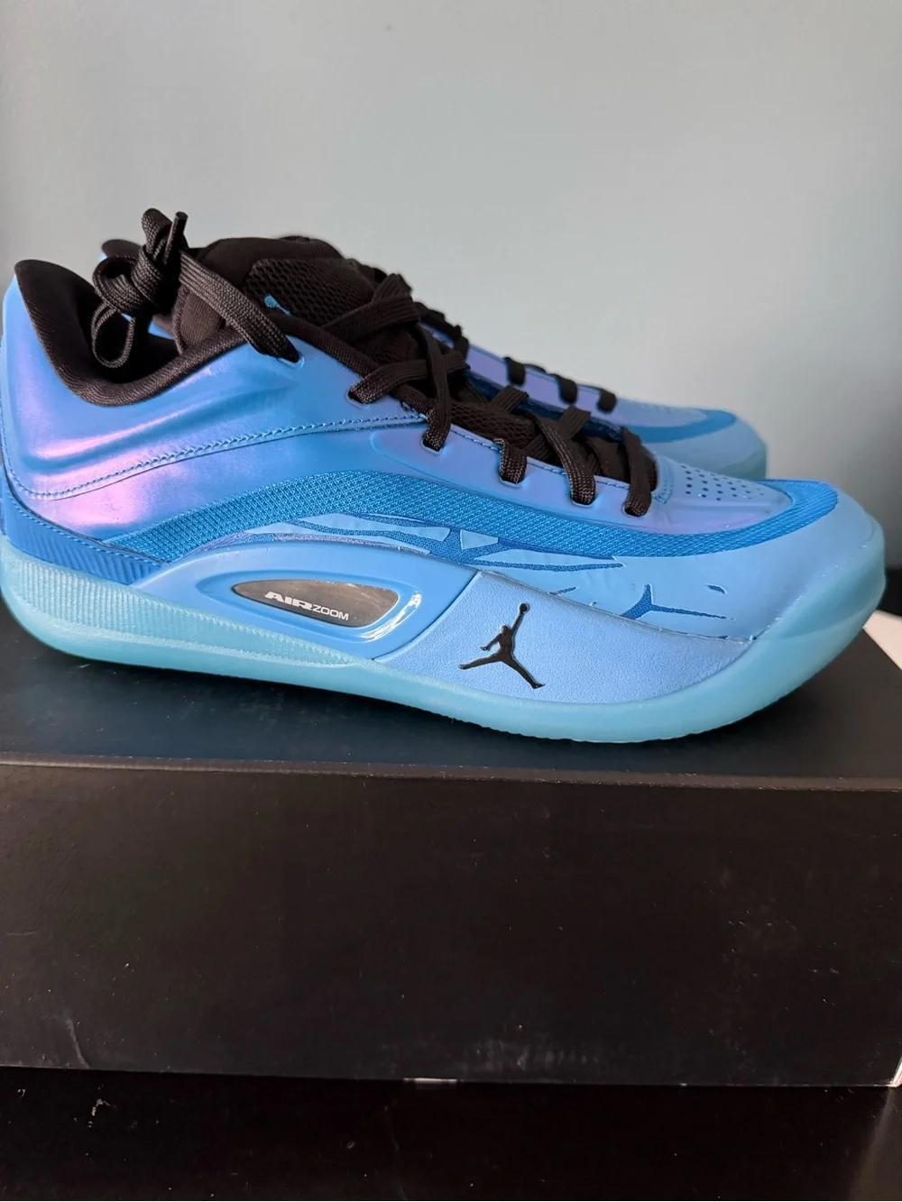Jordan Zion 4 Low-Top Basketball Shoe in Bright Blue and Black 8m